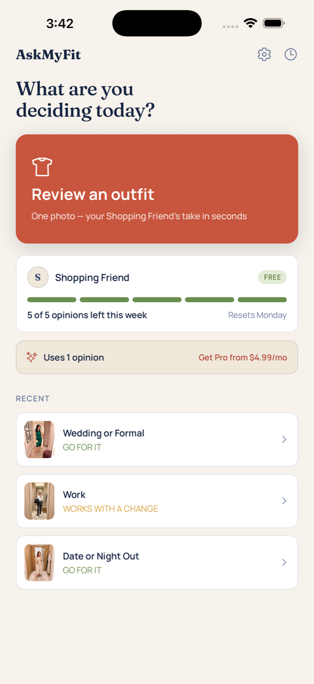 The AskMyFit home screen, showing the weekly allowance and recent reviews.